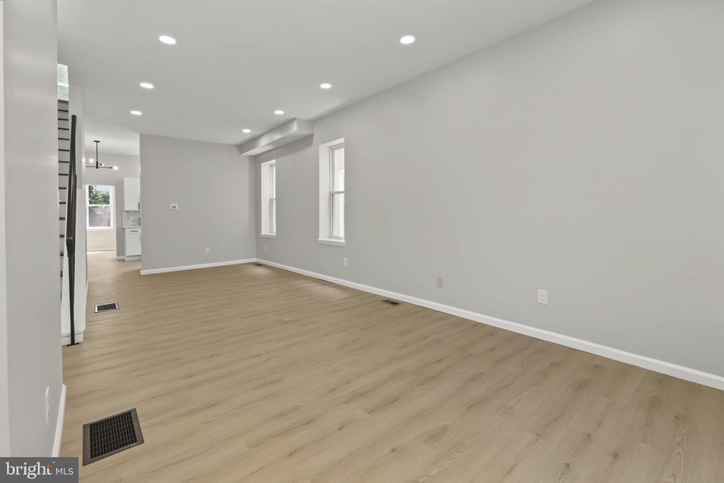 Residential in CAMDEN 5