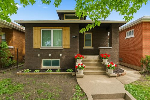 1317 Harrison St, Gary, IN, 46407-1112 | Card Image