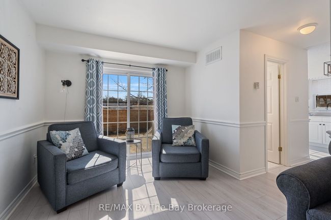 15 Baker St, House other with 4 bedrooms, 2 bathrooms and 4 parking in Wasaga Beach ON | Image 7