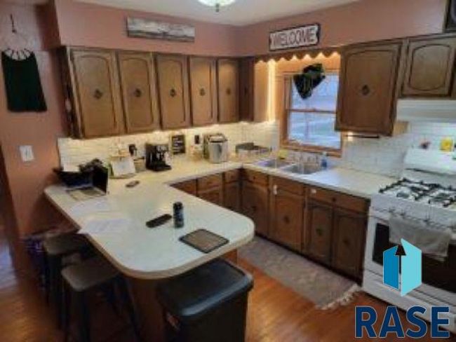 1108 W 3 Rd Ave, House other with 3 bedrooms, 2 bathrooms and null parking in Mitchell SD | Image 6