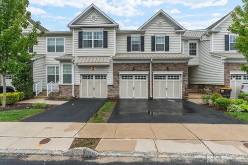 79 Autumn Ln, SKILLMAN, NJ, 08558-2662 | Card Image