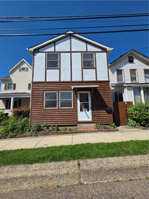 115 Hoeveler St, Springdale, PA, 15144-1711 | Card Image
