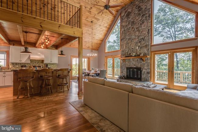 2020 Quaint Acres Ln, House other with 3 bedrooms, 3 bathrooms and null parking in BERKELEY SPRINGS WV | Image 15
