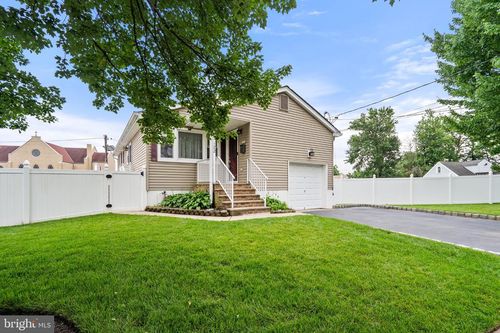 122 Randolph Ave, South Plainfield, NJ, 07080-4025 | Card Image