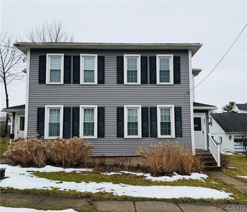 4 Grant St, Auburn, NY, 13021-1709 | Card Image