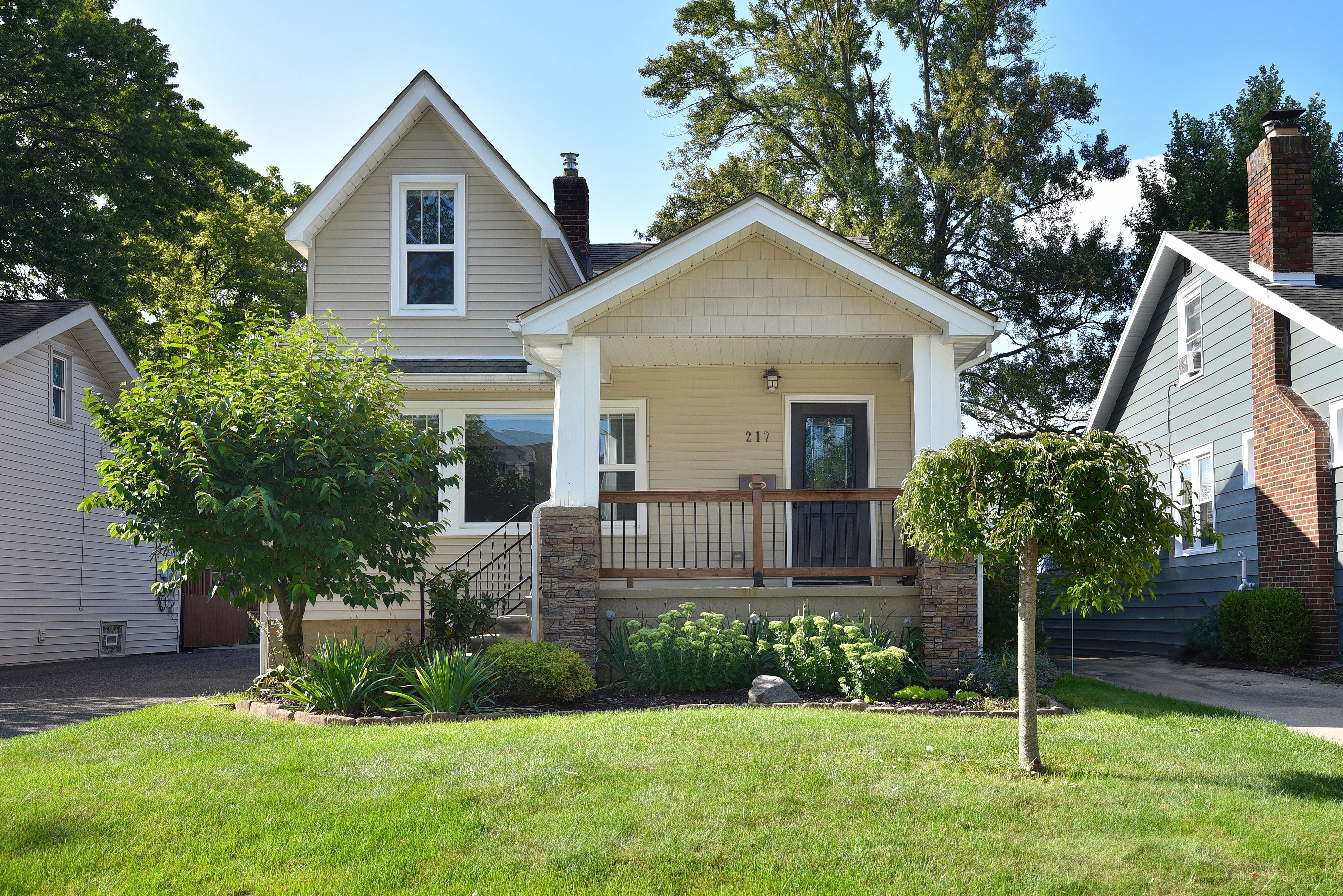 Houstonia Ave, Royal Oak, MI 48073