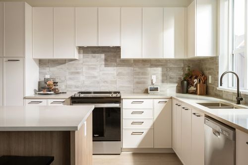 2-3025 Mcmillan Rd, Abbotsford, BC, V2S7H8 | Card Image