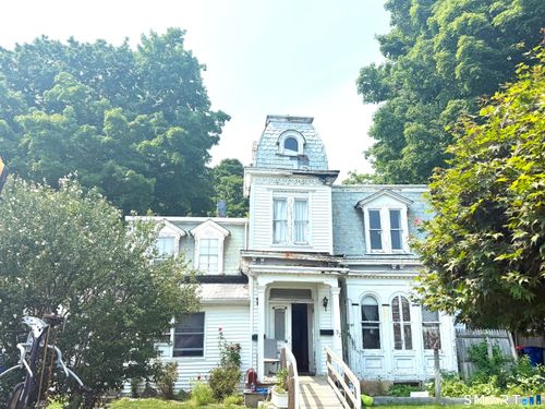 32 Catherine St, Norwalk, CT, 06851-4526 | Card Image
