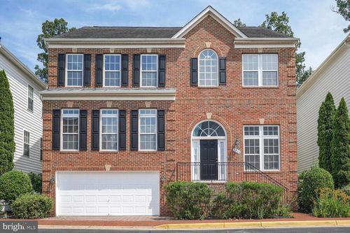 7013 Stone Inlet Dr, FORT BELVOIR, VA, 22060-7432 | Card Image