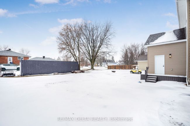 4534 Ste Catherine St, Home with 4 bedrooms, 2 bathrooms and 4 parking in Saint Isidore ON | Image 35