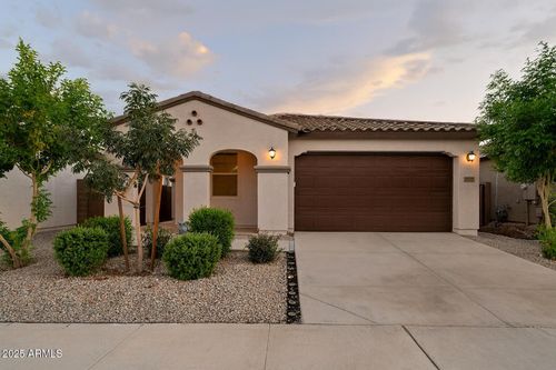 2527 W Hidalgo Ave, Phoenix, AZ, 85041-4511 | Card Image