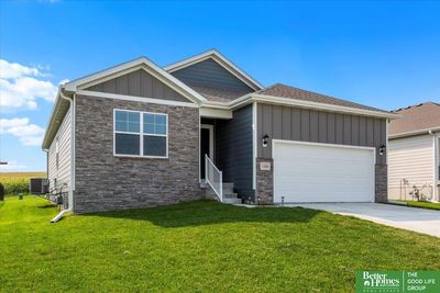 11606 191 Avenue, House other with 3 bedrooms, 1 bathrooms and 2 parking in Gretna NE | Image 2