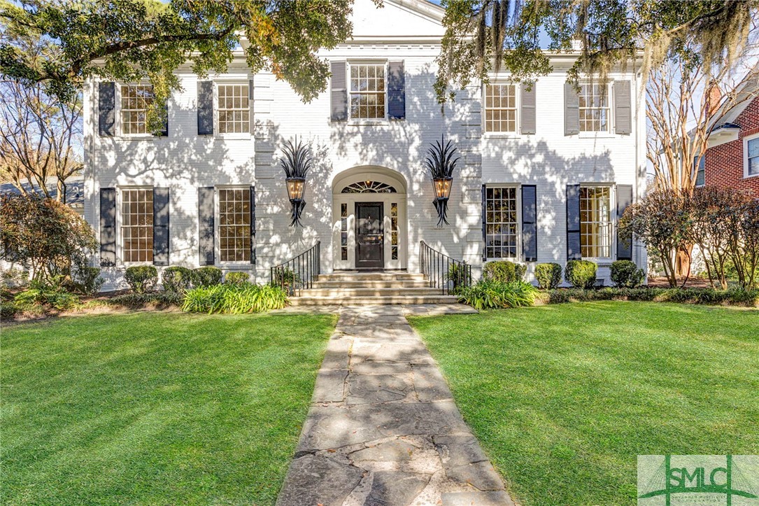 Washington Ave, Savannah, GA 31405