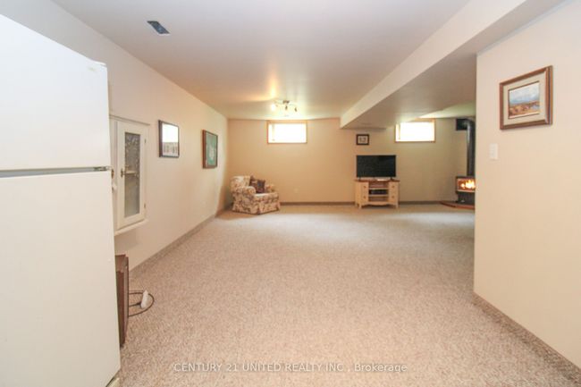 449 King George St, House other with 3 bedrooms, 2 bathrooms and 2 parking in Peterborough ON | Image 18