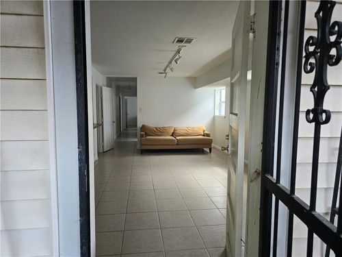 3718 Franklin Ave, New Orleans, LA, 70122-5934 | Card Image