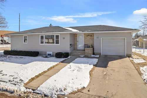 206 Buchanan St, Winona, MN, 55987-4631 | Card Image