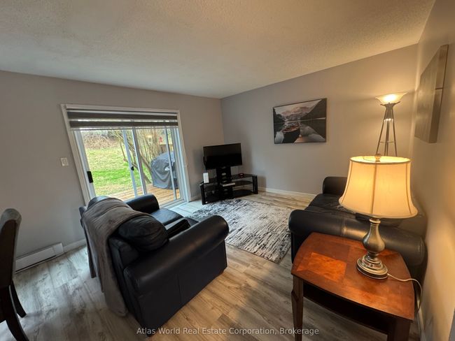 76 - 76 Laurie Cres, Condo with 3 bedrooms, 2 bathrooms and 2 parking in Owen Sound ON | Image 7