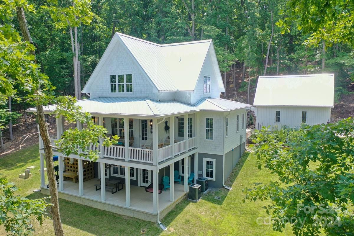 Rocky Cove Ln, Denton, NC 27239