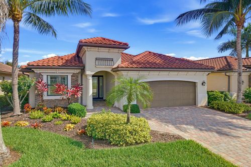 2918 Aviamar Cir, NAPLES, FL, 34114-9564 | Card Image