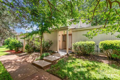 8005 Horse Chestnut Ln, Charlotte, NC, 28277-9815 | Card Image