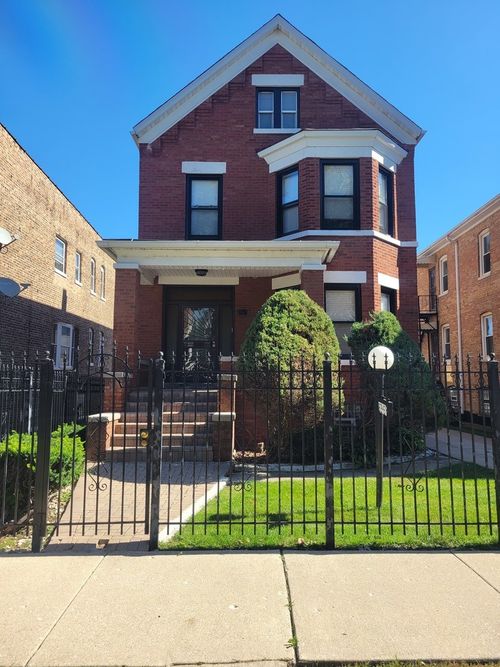 2-8345 S Manistee Ave, Chicago, IL, 60617-2019 | Card Image