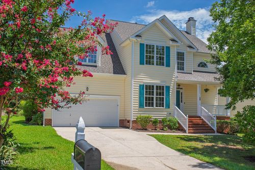 611 Park York Ln, Cary, NC, 27519-5636 | Card Image