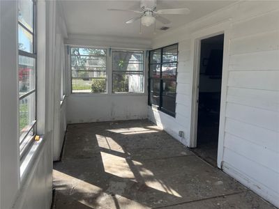 Front porch | Image 2