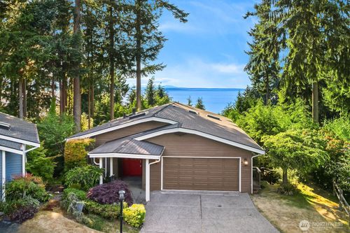 17008 72nd Place W, Edmonds, WA, 98026 | Card Image