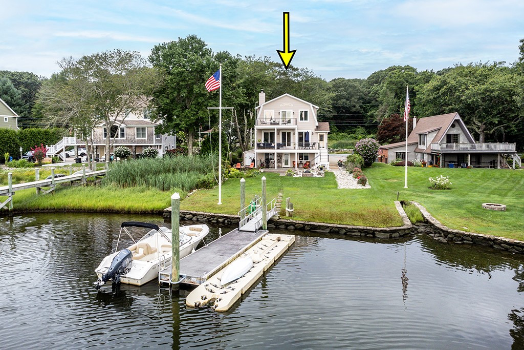 Middlebridge Rd, Wakefield, RI 02879