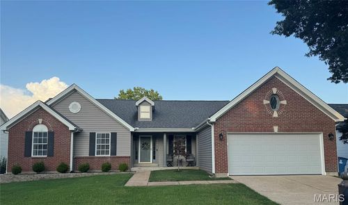 406 Copper Lakes Blvd, Wildwood, MO, 63040-1922 | Card Image