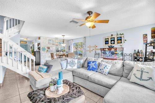 27247-4552 Carambola Cir S, Coconut Creek, FL, 33066-2913 | Card Image