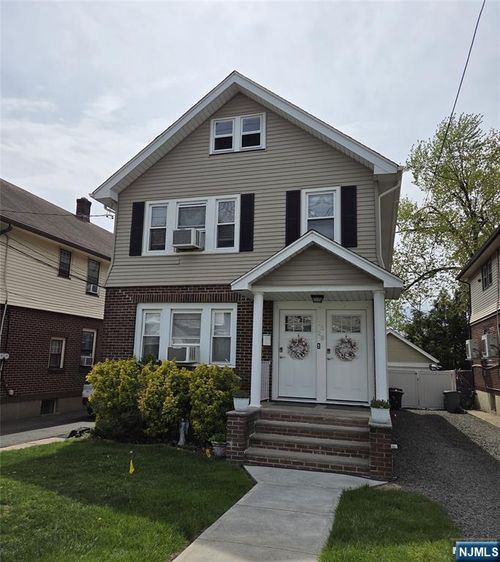 15-28 Parmelee Avenue, Fair Lawn, NJ, 07410 | Card Image