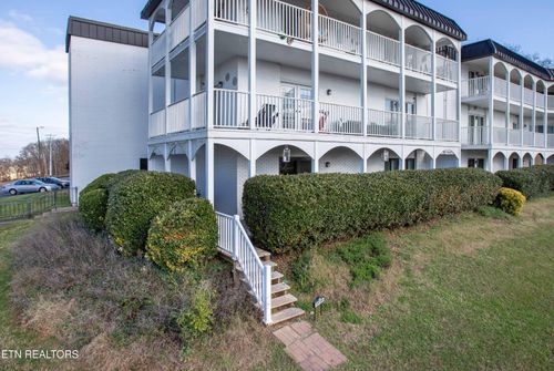 1119-5709 Lyons View Pike, Knoxville, TN, 37919-6462 | Card Image