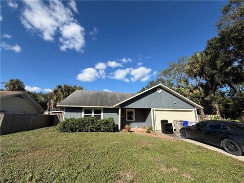 6526 4th St, Vero Beach, FL, 32968-9573 | Card Image