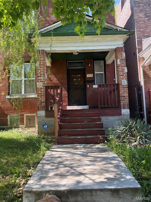 5218 Lotus Avenue, St Louis, MO, 63113 | Card Image