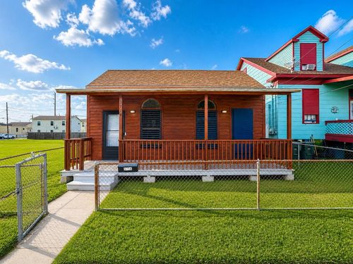 3714 Ball, Galveston, TX, 77550-1257 | Card Image