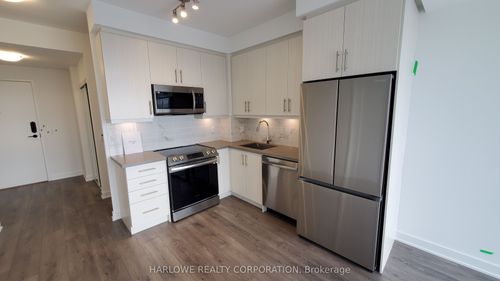 2801-105 Oneida Cres, Richmond Hill, ON, L4B0H6 | Card Image