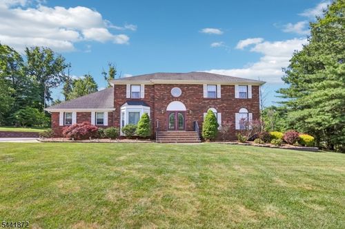 4 Viking Ct, Randolph, NJ, 07869-1236 | Card Image