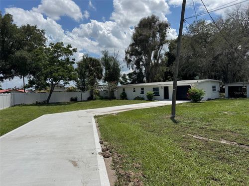 2121 Greenway Dr, WINTER HAVEN, FL, 33881-1257 | Card Image