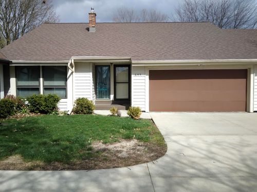 645 Tamarack Dr E, West Bend, WI, 53095-3628 | Card Image