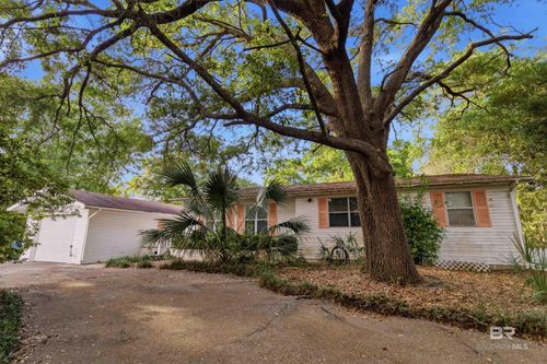450 W Canal Drive, Gulf Shores, AL, 36542 | Card Image