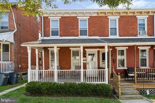 222 N New St, WEST CHESTER, PA, 19380-2533 | Card Image