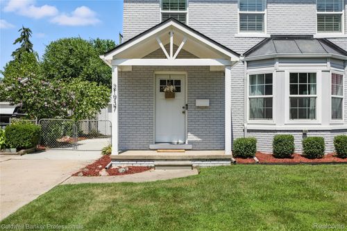 21937 Ridgeway St, Saint Clair Shores, MI, 48080-4086 | Card Image