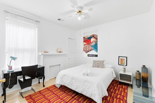 h-854 N High St, Columbus, OH, 43215-1476 | Card Image
