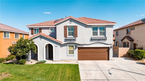 38118 Pioneer Dr, Palmdale, CA, 93552-3445 | Card Image