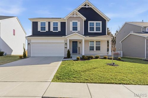 368 Cottage Grove Dr, Wentzville, MO, 63385-4614 | Card Image