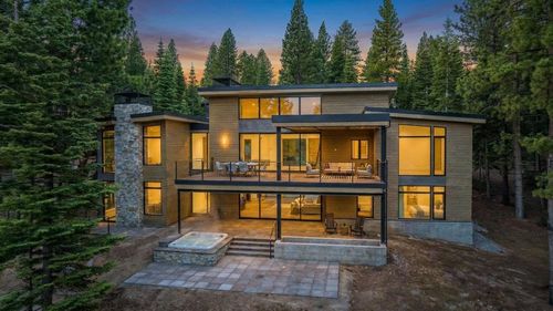 9308 Nine Bark Rd, Truckee, CA, 96161-5220 | Card Image