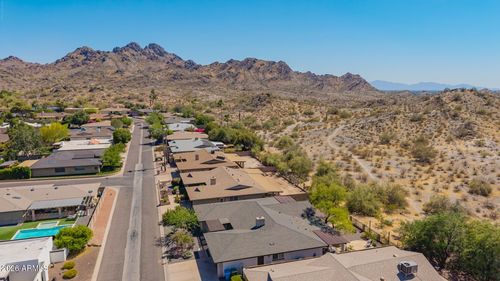 9236 N 28th St, Phoenix, AZ, 85028-4705 | Card Image
