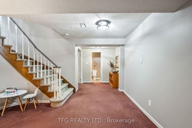 1272 Maple Ridge Dr, House other with 5 bedrooms, 4 bathrooms and 2 parking in Pickering ON | Image 25