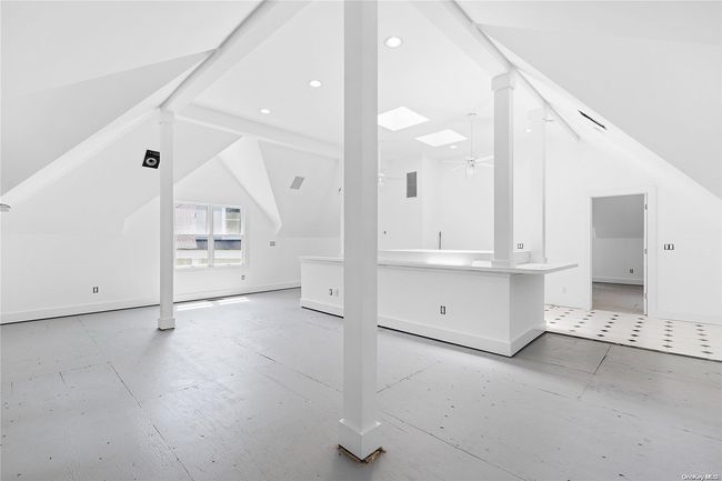 Bonus Room | Image 28